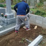 府中市上下町にて、墓地の巻石とお墓の基礎工事をしました！！